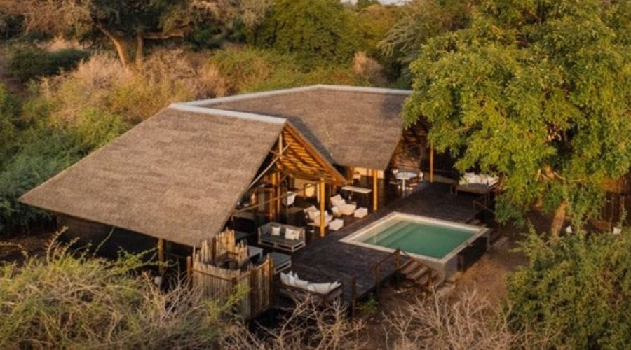 A riverside luxury camp in the Lower Zambezi